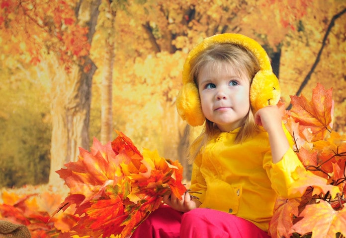 Как осенью одевать ребенка на улицу