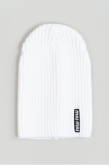 Шапка для дівчинки білий в'язка