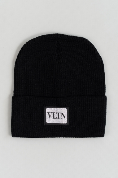 Шапка для дівчинки чорна в'язка