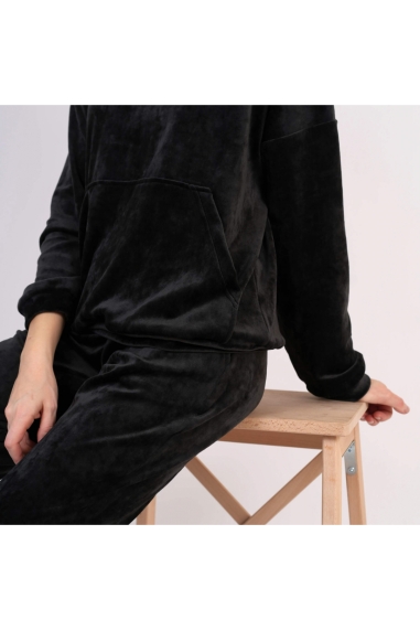 Костюм жіночій чорний велюр - 1