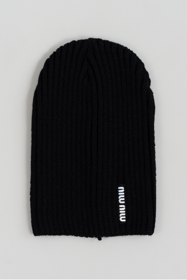 Шапка для дівчинки чорний в'язка