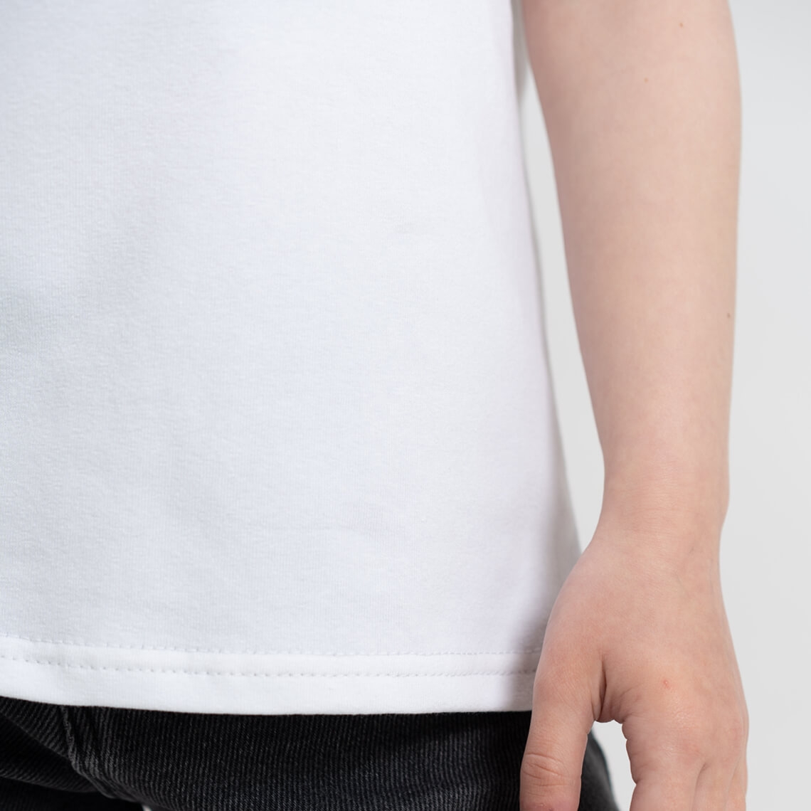 Футболка для дівчинки білий стретч-кулір