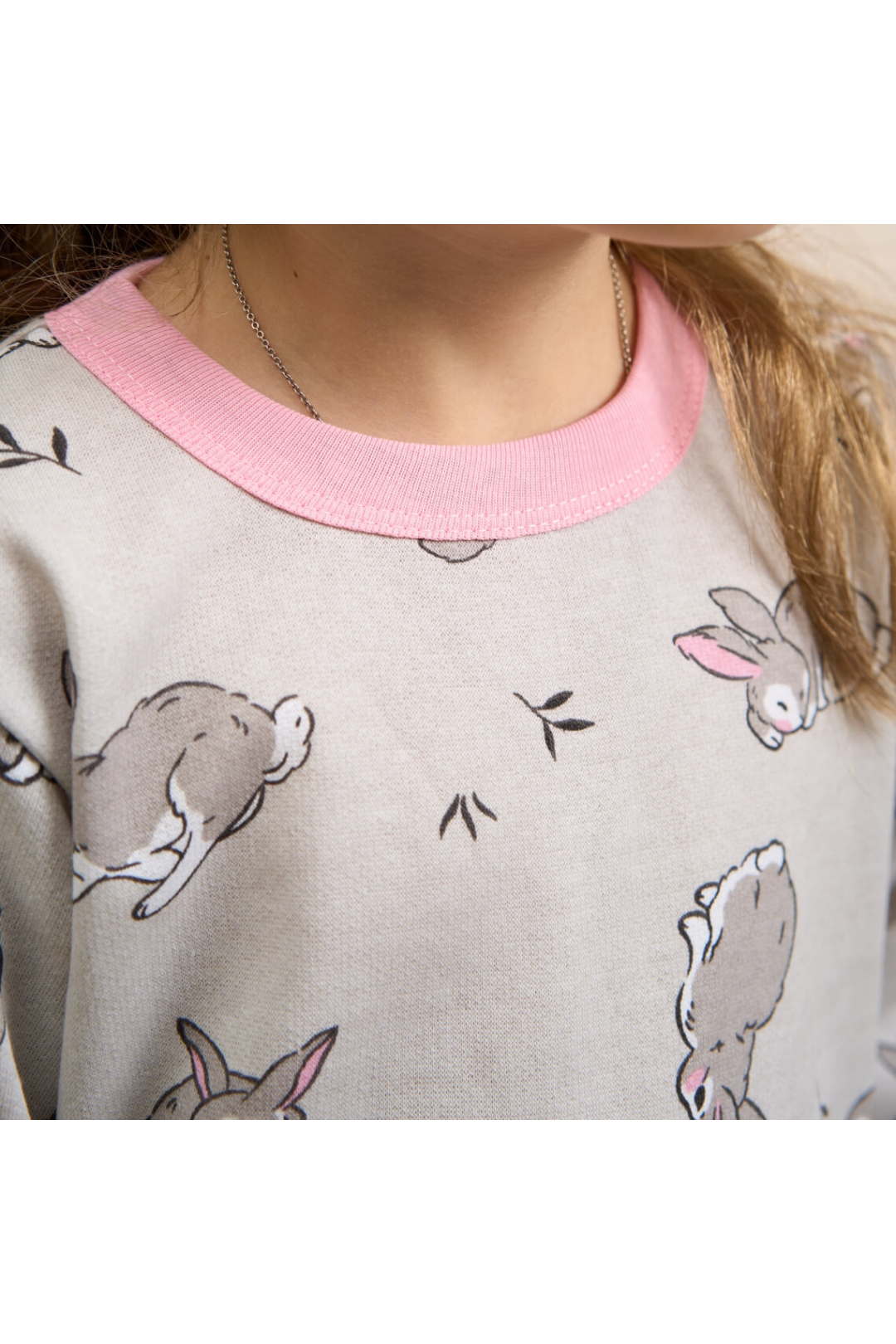 Піжама для дівчинки Зайки бежевий начіс (футер)