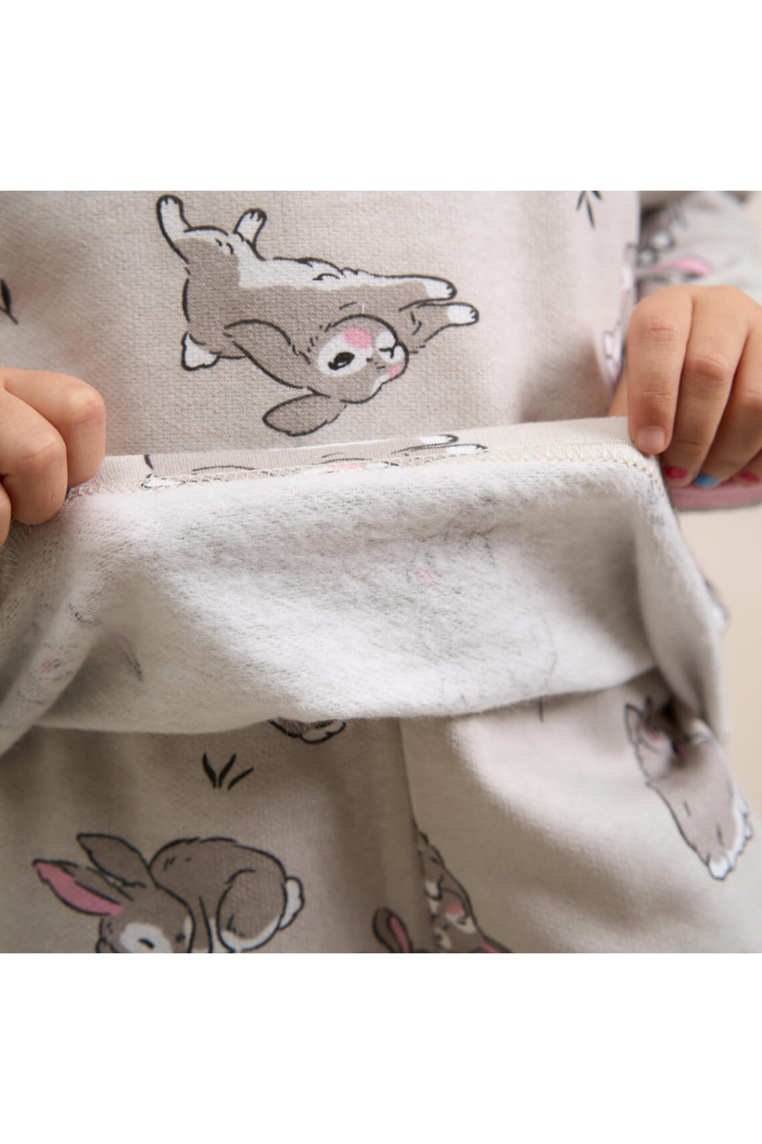 Піжама для дівчинки Зайки бежевий начіс (футер)