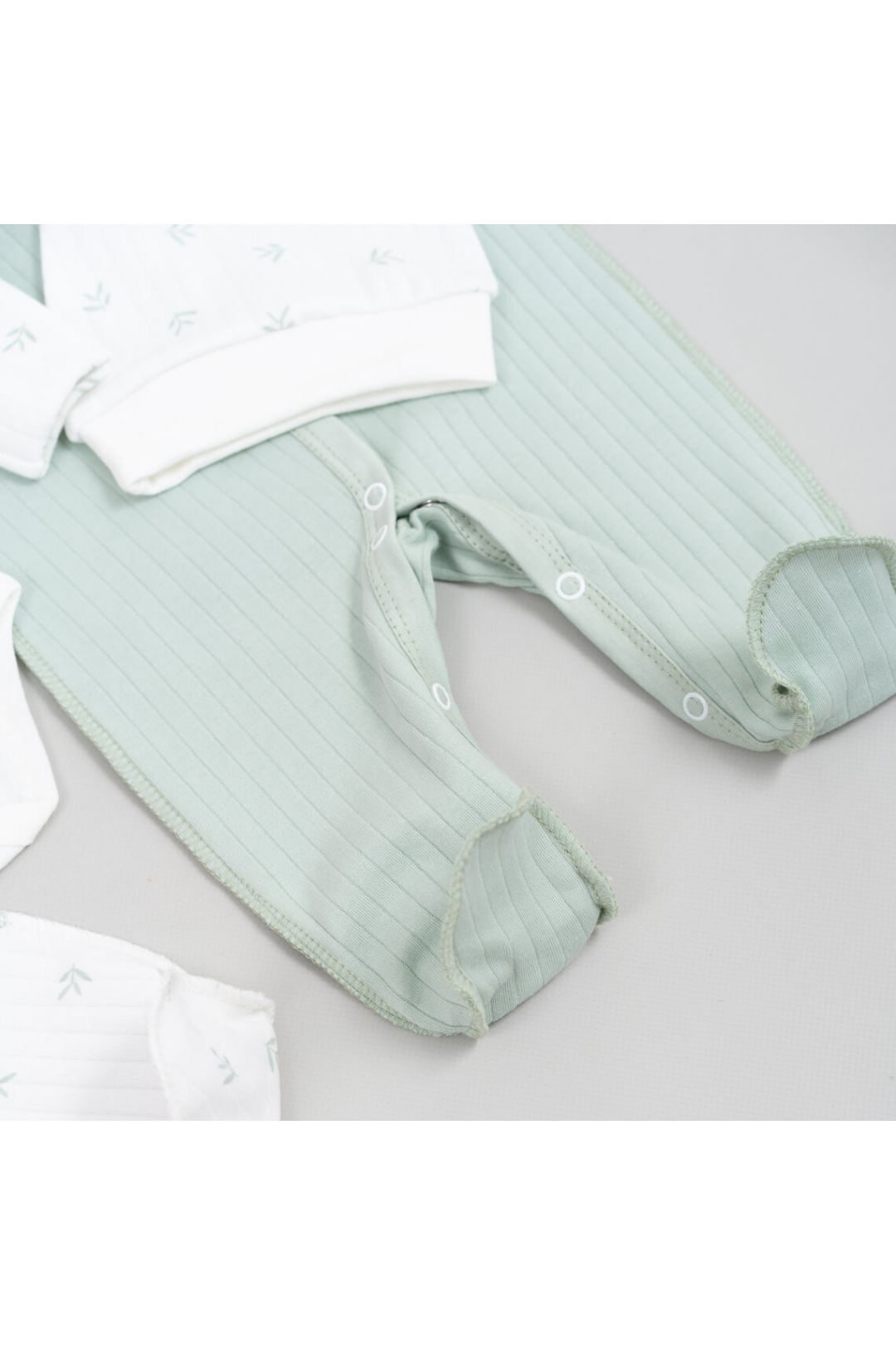 Комплект для новонароджених ментоловий інтерлок