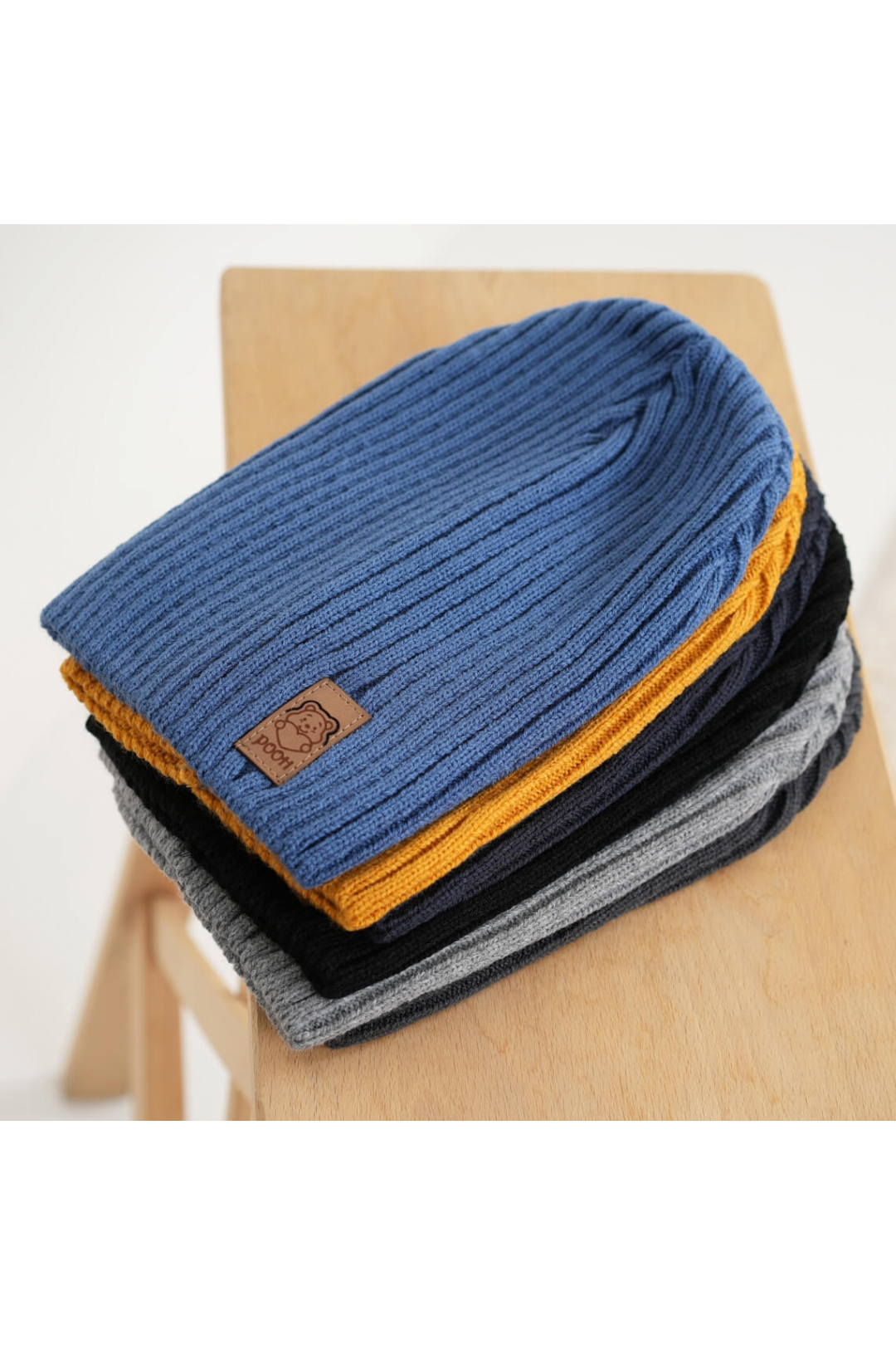 Шапка для хлопчика чорний в'язка