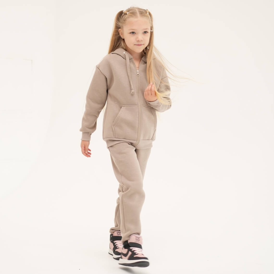 Костюм для дівчинки бежевий тринитка на флісі