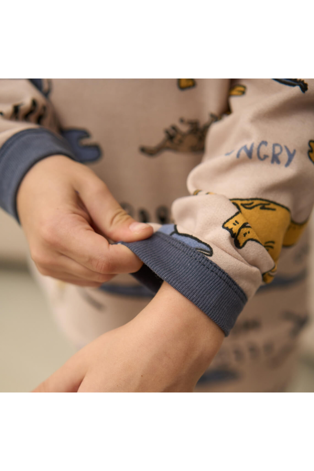 Піжама для  хлопчика Діно бежевий начіс (футер)