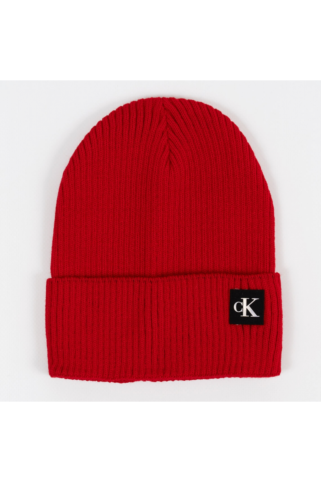 Шапка для дівчинки червона в'язка