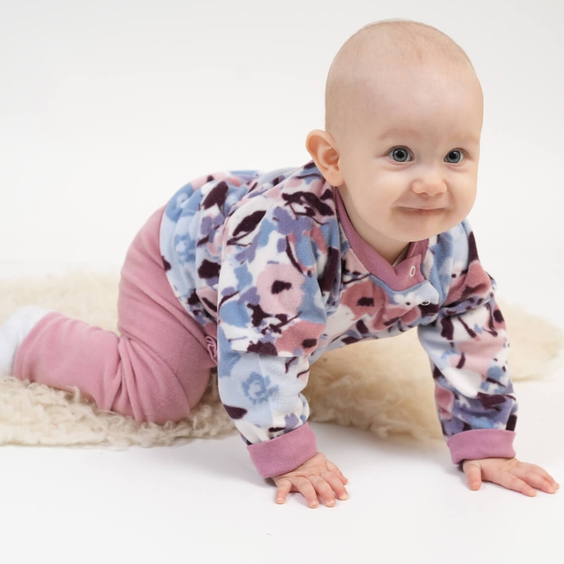 Костюм для дівчинки запорошена троянда начіс(футер)