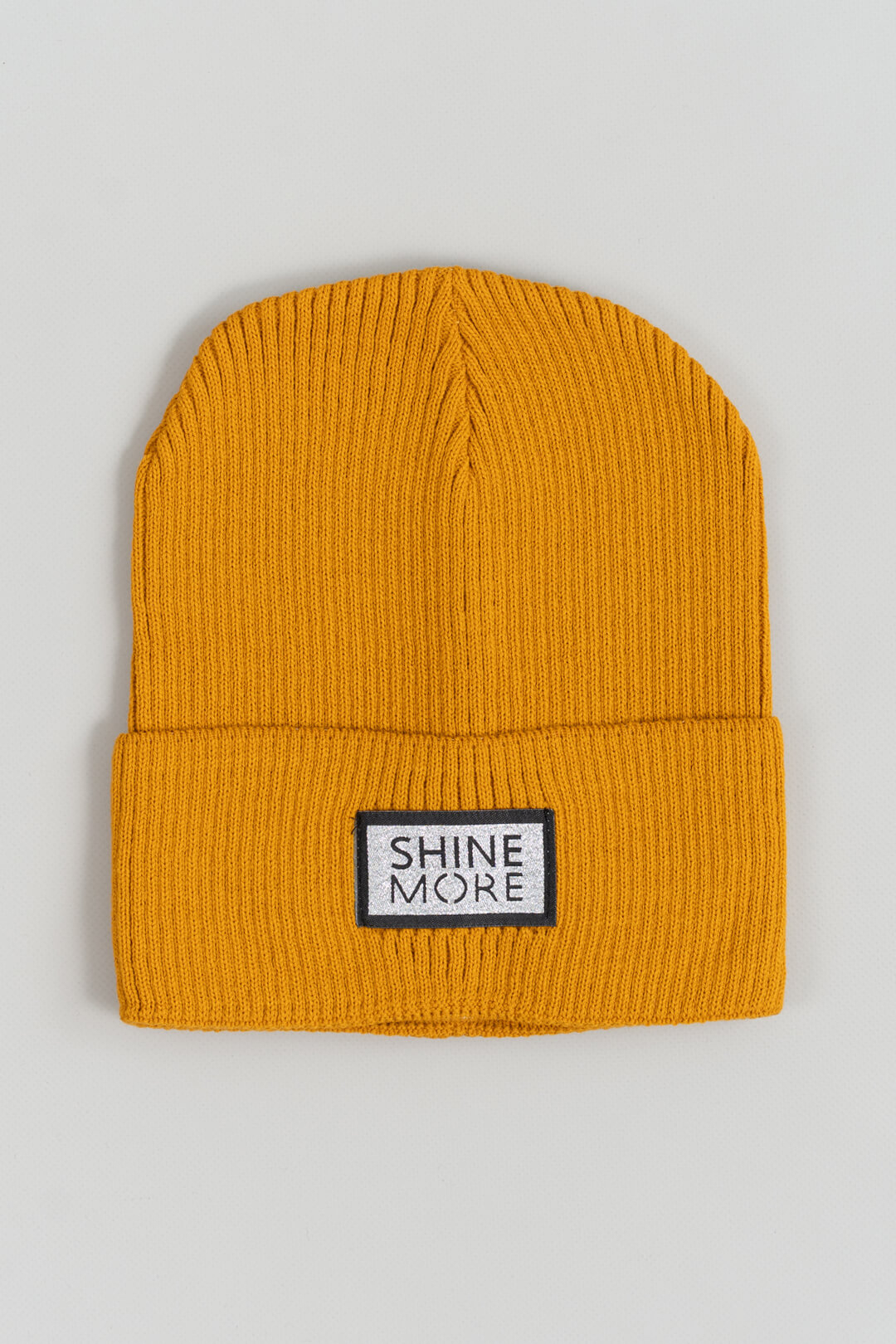 Шапка для дівчинки гірчична в'язка