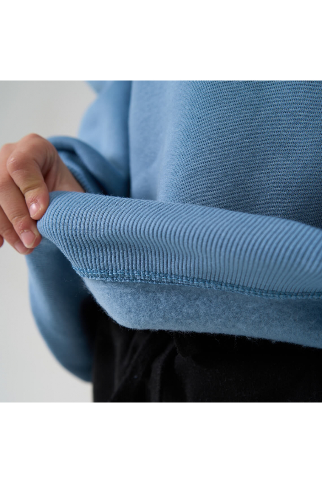 Світшот для хлопчика блакитний тринитка на флісі