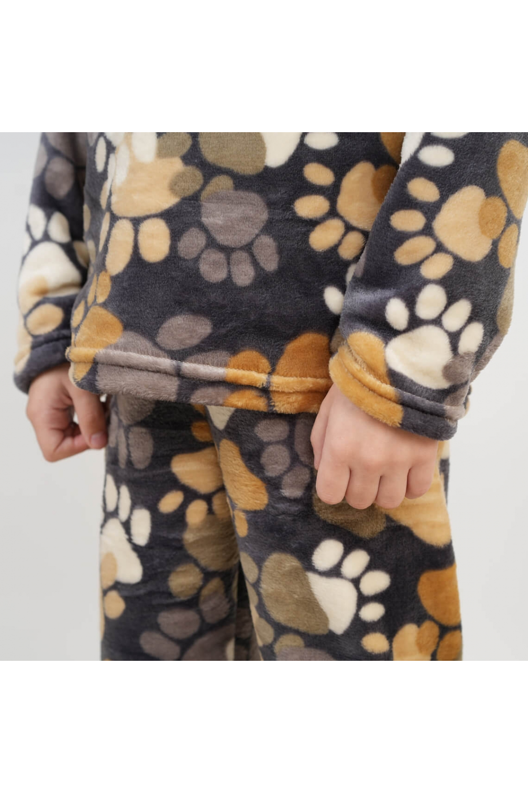 Піжама для хлопчика Лапки бежевий велсофт