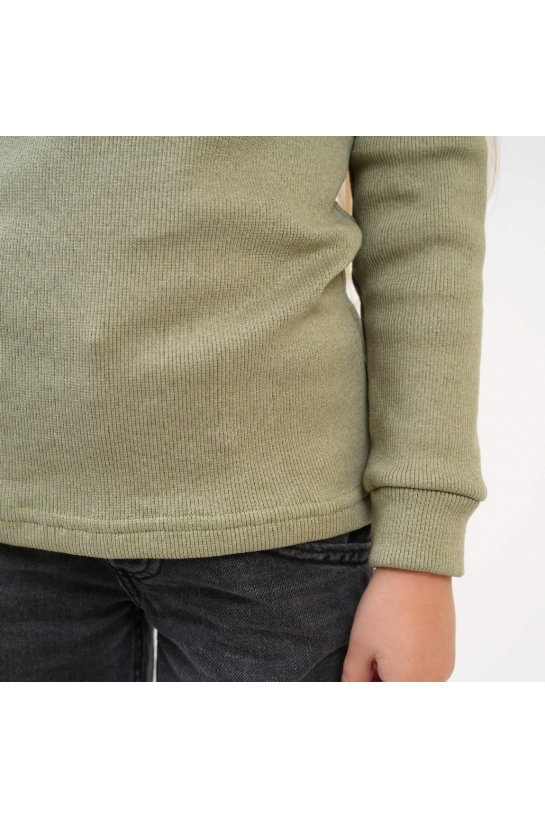 Гольф дитячий оливковий рубчик з начісом