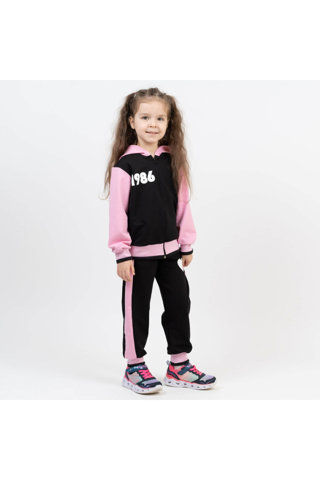 Костюм  для дівчинки чорний двонитка