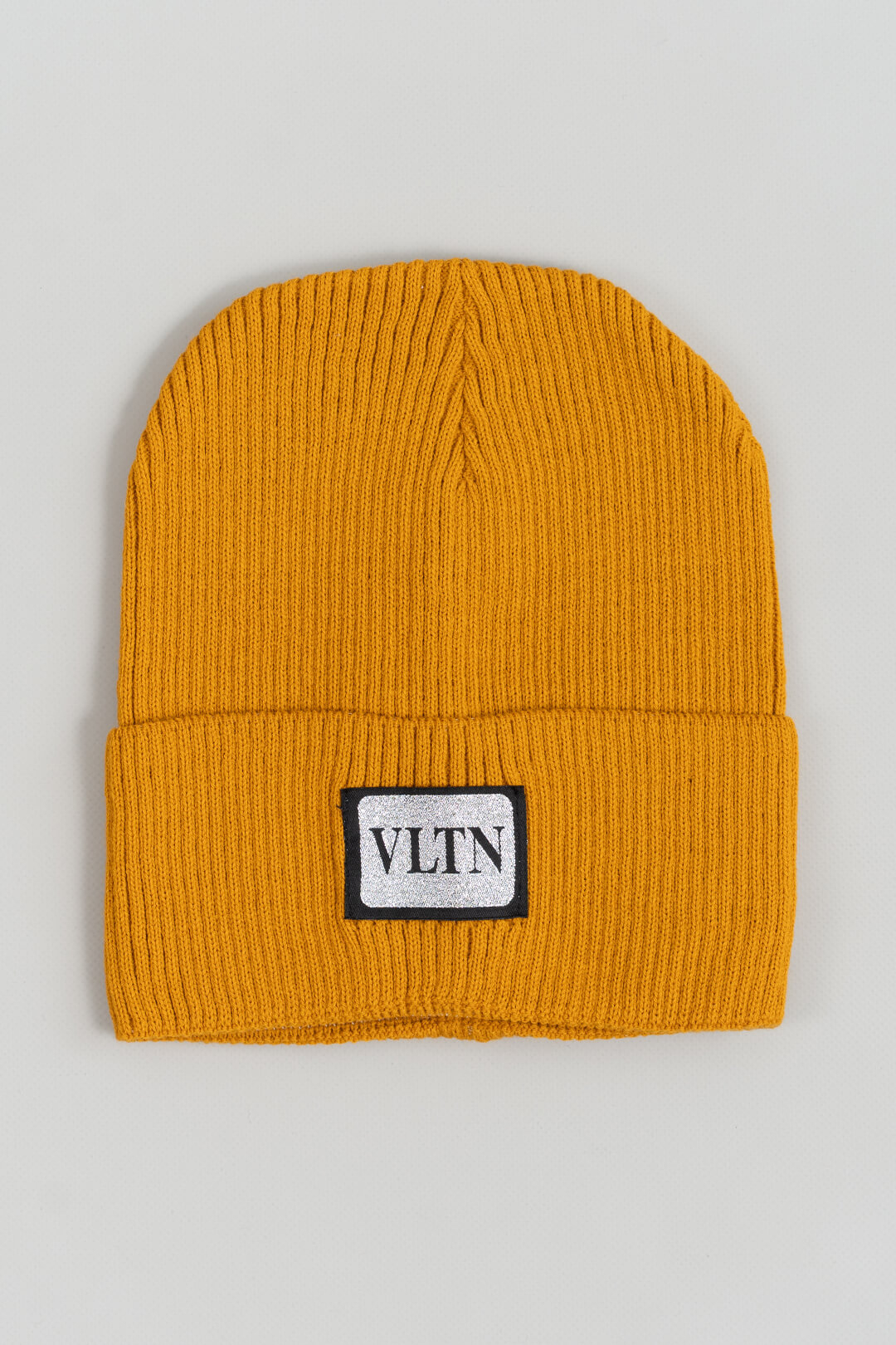 Шапка для дівчинки гірчична в'язка