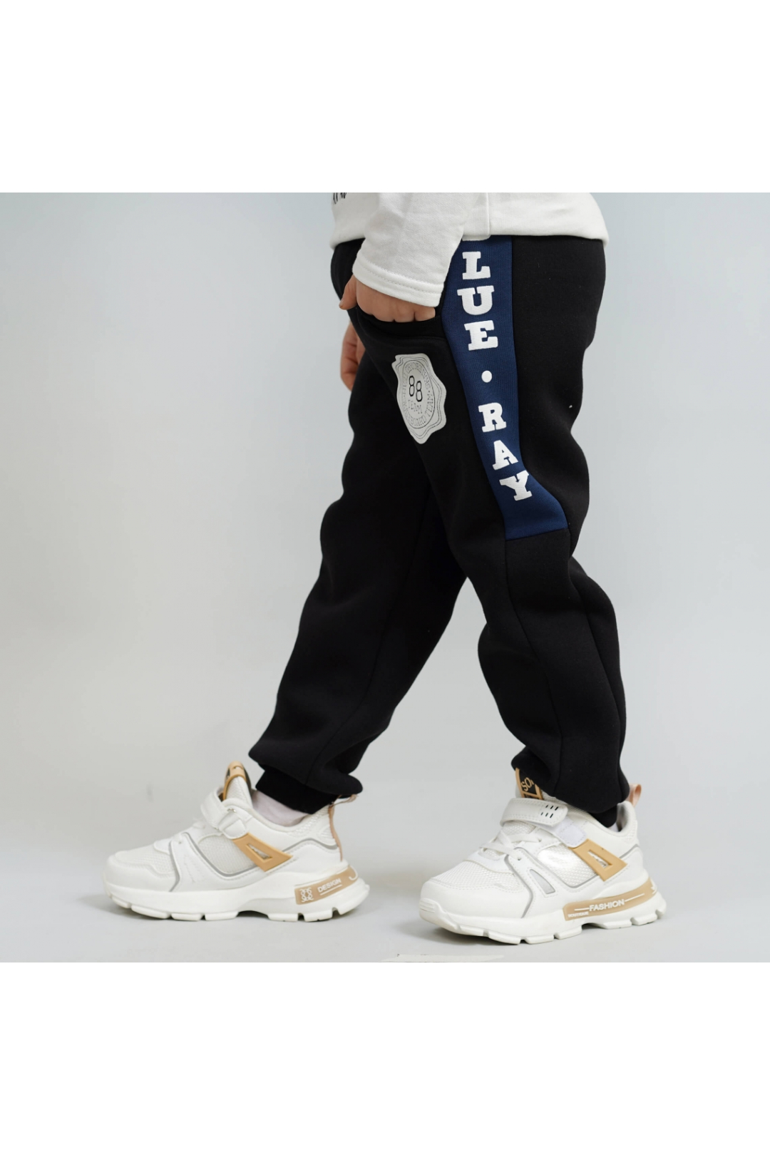 Штани для хлопчика чорний тринитка на флісі