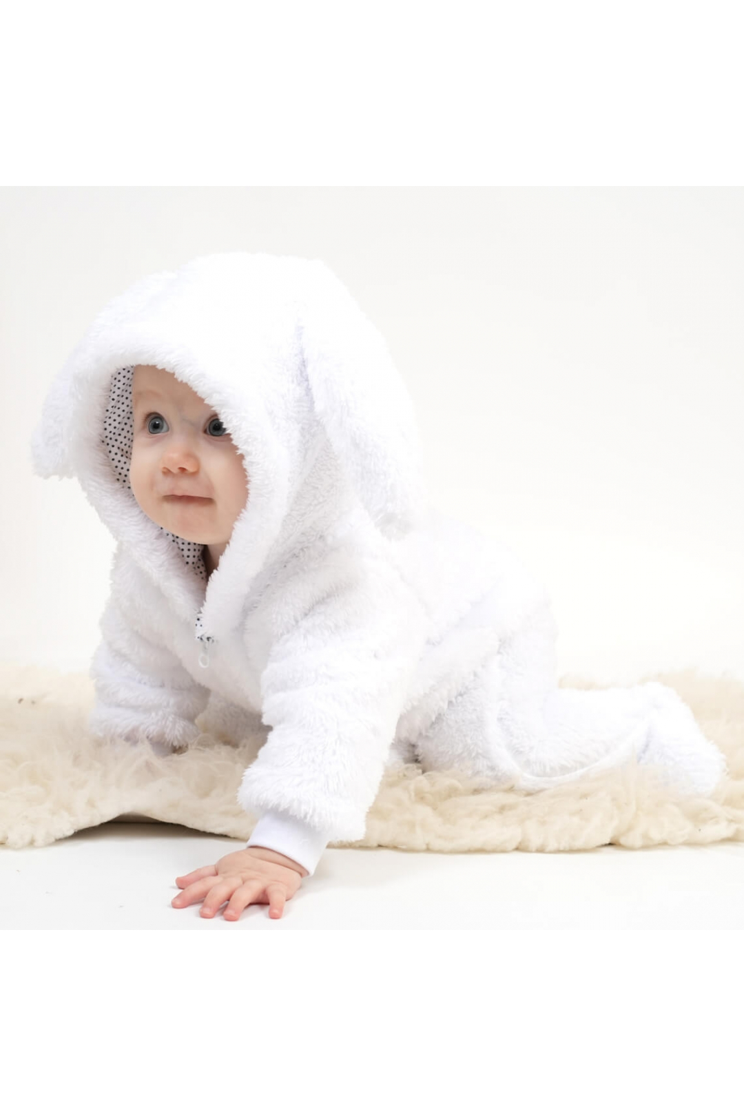 Комбінезон для новонароджених Зайка білий велсофт