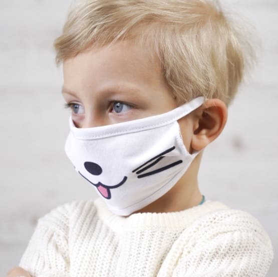 Детская маска для лица белая