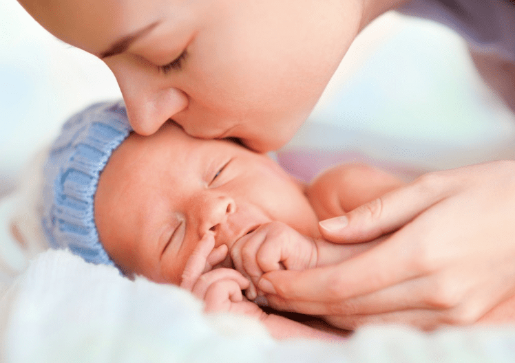 Как ухаживать за новорожденным ребенком мальчиком